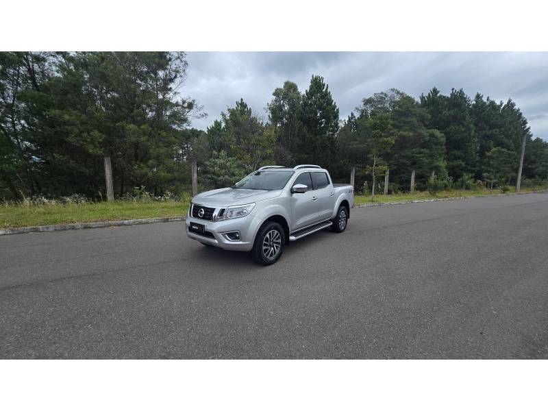 NISSAN - FRONTIER - 2021/2022 - Prata - R$ 176.900,00