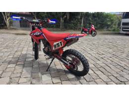 HONDA - CRF 230F - 2014/2014 - Vermelha - R$ 17.000,00